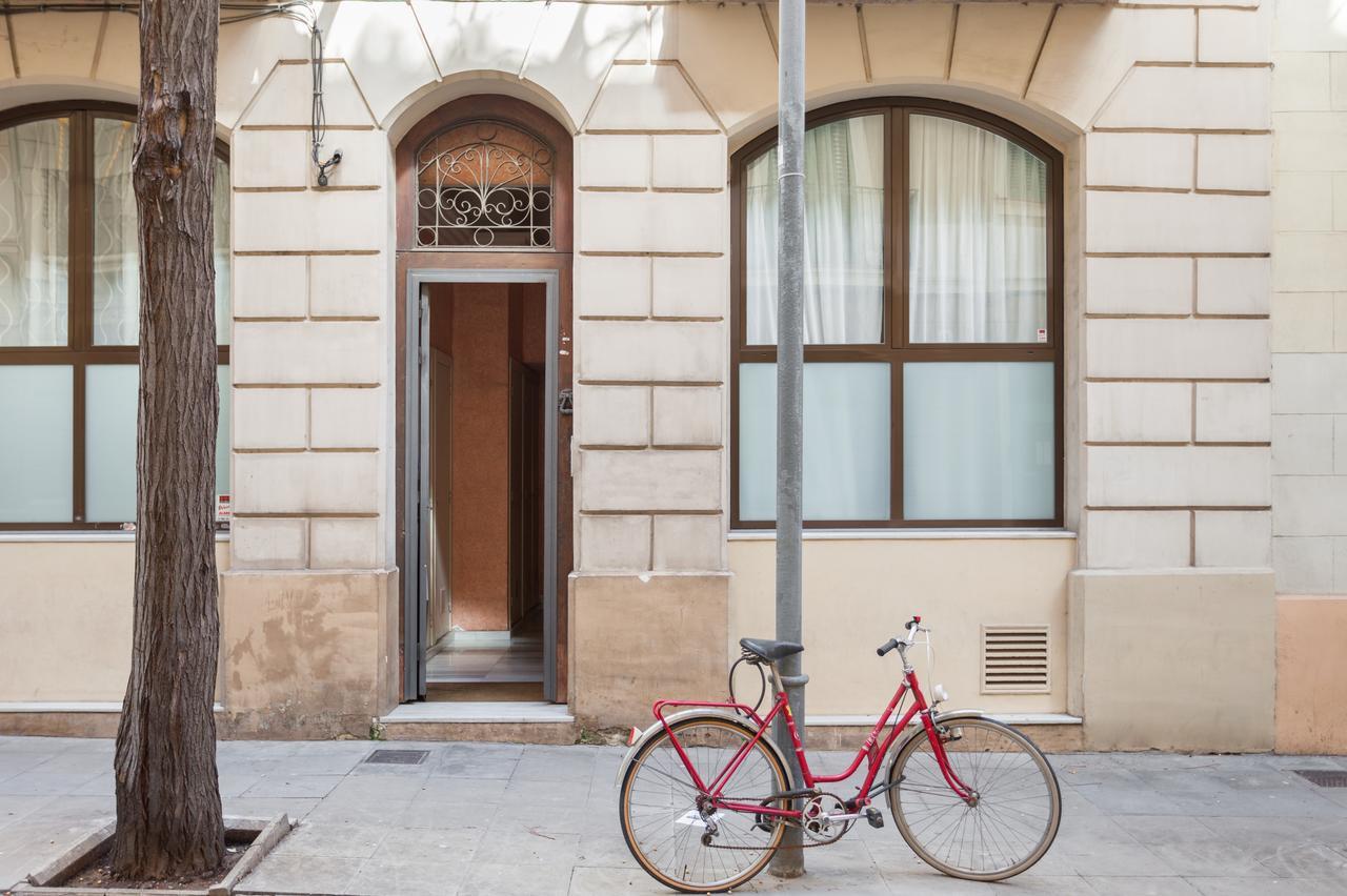 Art House Sagrada Familia Apartment Barcelona Luaran gambar